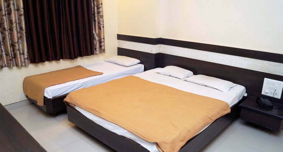 Hotel Palki, Shirdi 4